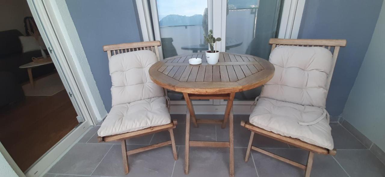 Lux Apartment Portovista Bar Ngoại thất bức ảnh